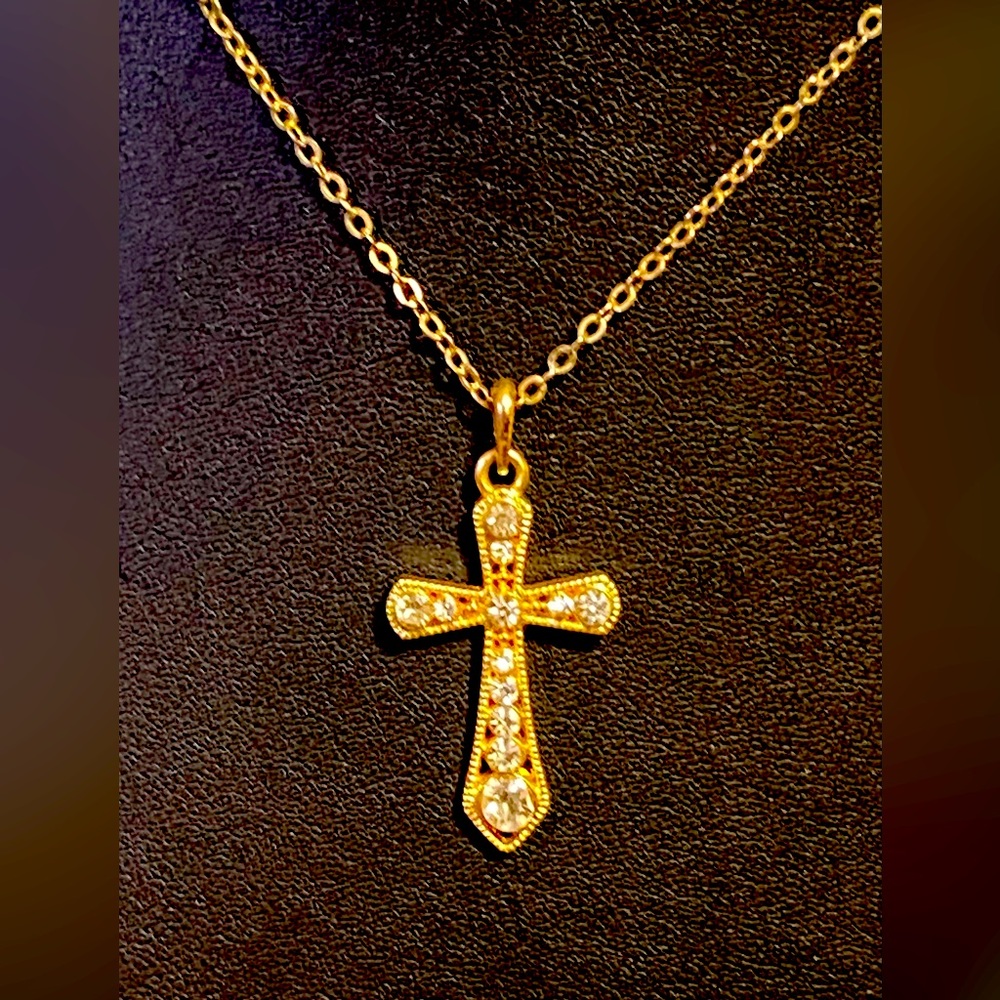 Gold tone rhinestone filigree cross necklace